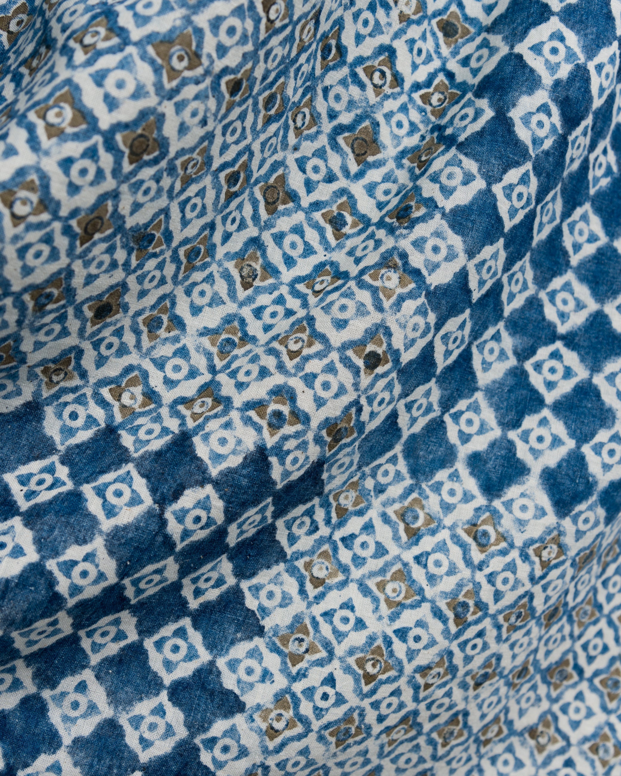 Umber & Ochre Samira Tunic in Engineered Tile Print Indigo